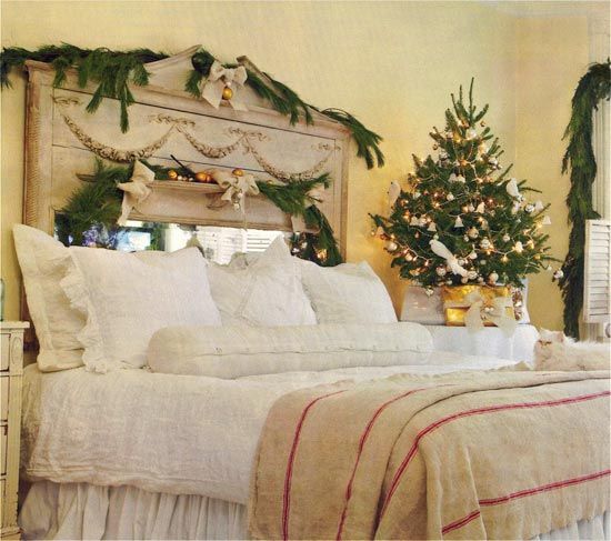 christmas-tree-decorations-vintage