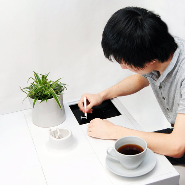communicative-coffee-table